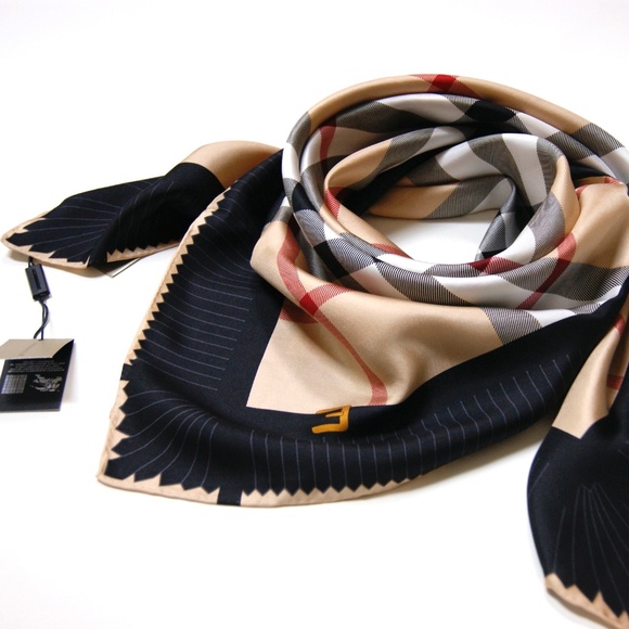 New Burberry Scarf Iconic Beige Check Black Border Silk Wrap - Picture 1 of 10